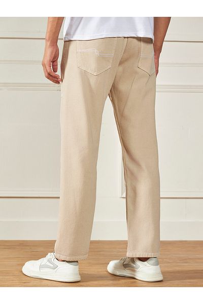 Dennis Lingo By Styli Mid Rise Relaxed Fit Light Fade Jeans