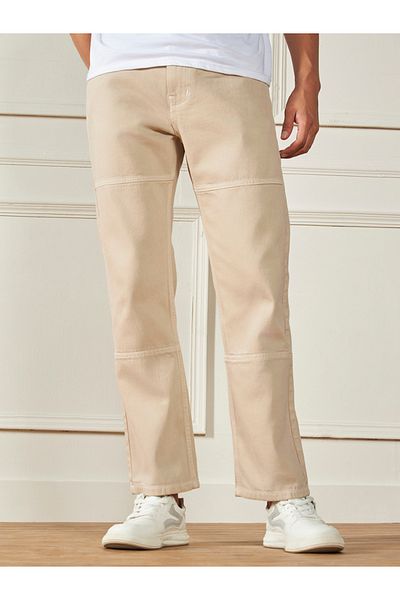 Dennis Lingo By Styli Mid Rise Relaxed Fit Light Fade Jeans