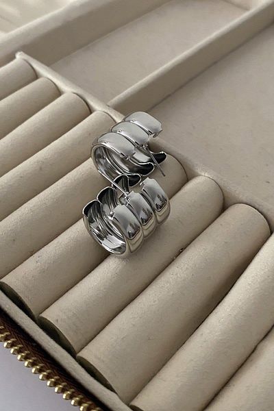 Jerie Gold Special Series Triple Plate Hoop Appearance C Model Hoop Earrings