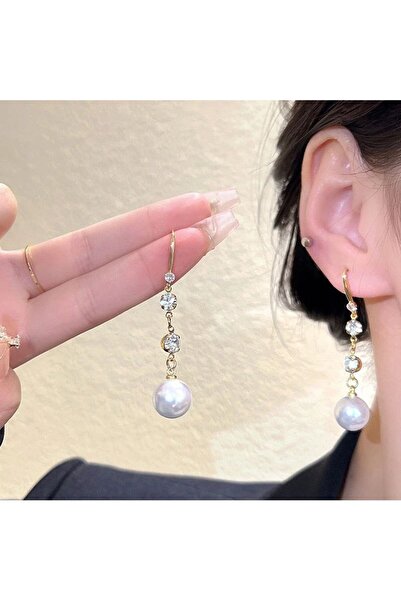 Genel Markalar Şıklığı ve Zarafeti Yansıtan Taşlı İncili Kadın Küpe