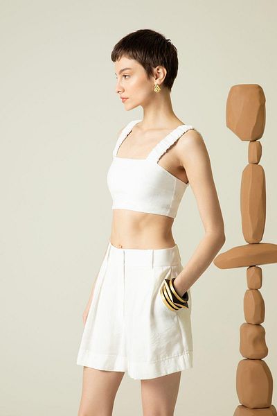 Rue Studio Ecru Crop Top - Τετράγωνος γιακάς και λουράκι