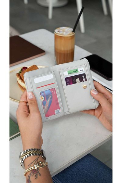 Crew Leather Seoul Women's Wallet - Coin Compartment - Soft Leather