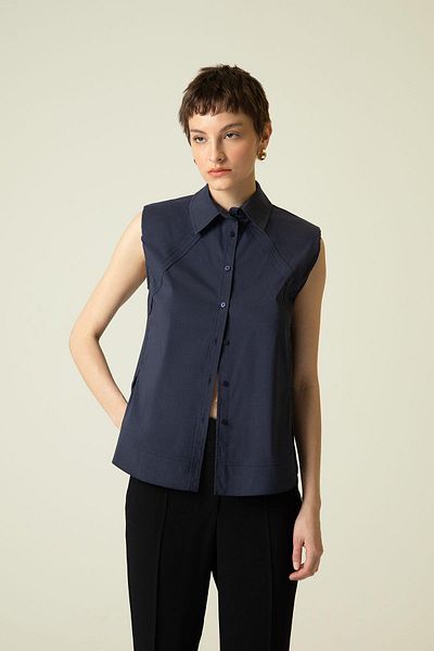 rue. Navy Blue Sleeveless Shirt - Stylish and Comfortable Design