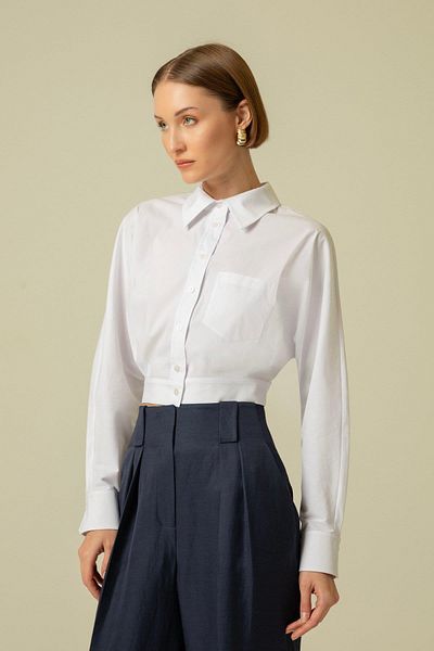 rue. White Crop Shirt - Back Low-cut Detail