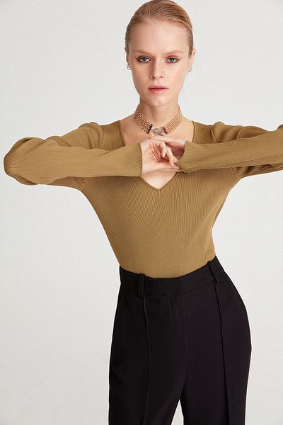 rue Khaki Color V-Neck Long Sleeve Knitwear Body Design