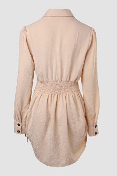 Mossta Μπεζ κοντό φόρεμα Aerobin - Πουκάμισο με γιακά, κουμπιά μπροστά και πλαϊνά κορδόνια