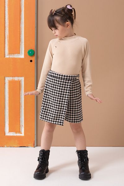 Cansın Mini Κρεμ κοριτσίστικο σορτς με μοτίβο Houndstooth με φούστα και Badili 19561