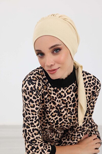 Aisha's Design Winter Hijab with Tail, B-49Rb, Cream