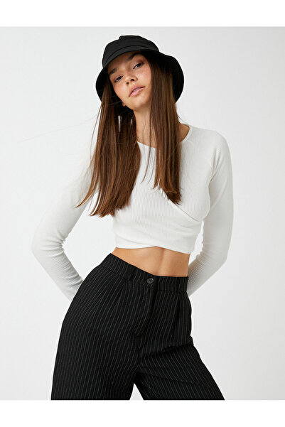 Koton Tricou crop cu mânecă lungă fereastră detaliată