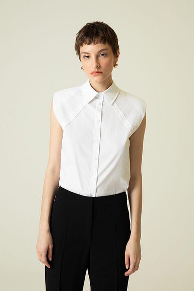 rue. Sleeveless White Shirt