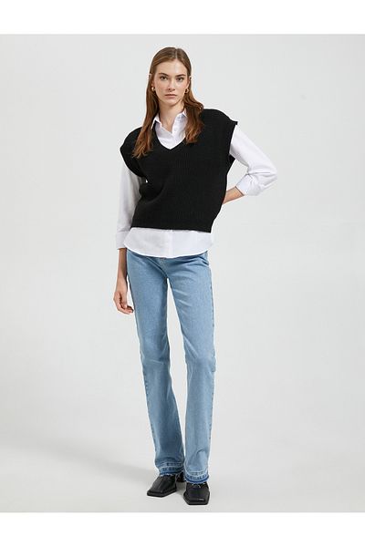 Koton Knitted Ribbed V-Neck Sweater
