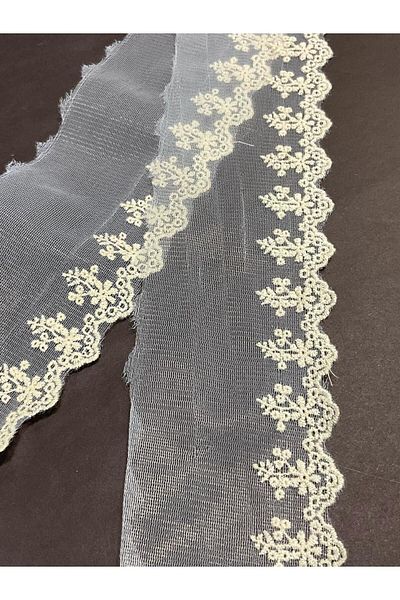 karantuhafiye Cotton Lace with Embroidered Ends on Tulle / 1 Meter