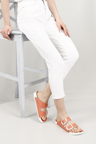 GÖNDERİ(R) Women/Girls Orange Buckle Daily Slippers