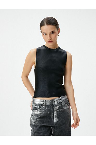 Koton Neckholder-Unterhemd in Metallic-Slim-Passform