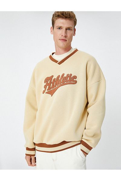 Koton Φούτερ V-Neck Oversize College - Απλικέ Κεντημένο Ανυψωμένο