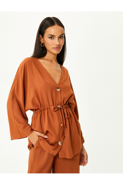 Koton Kimono v pase s výstřihem do V a širokými rukávy