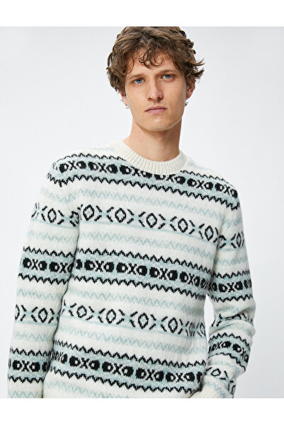 Koton Етнически детайлен плетен пуловер с велосипедна яка от акрилна смес