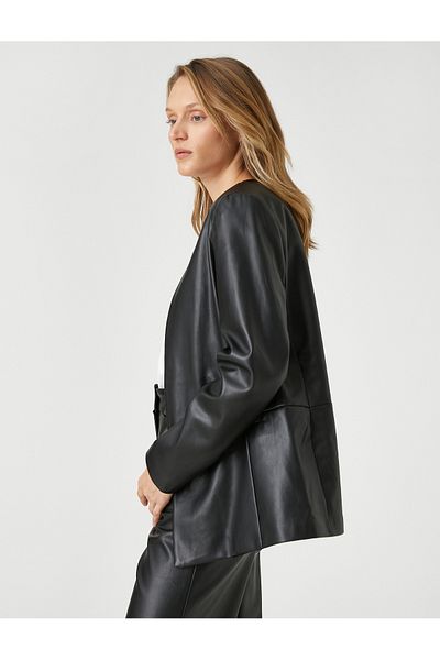 Koton Blazerjacke aus Kunstleder mit Taschendetail