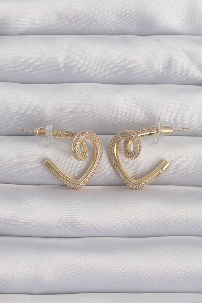 PARILTIATÖLYESİ أقراط نحاسية ذهبية اللون مرصعة بأحجار الزركون نصف قلب