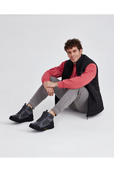 SKECHERS M Pocket Vest Erkek Siyah Yelek S212037-001