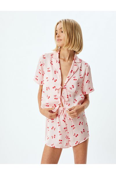 Koton Bequeme Shorts mit Kirschmuster und Pyjamahose