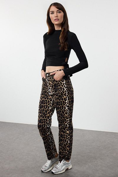Trendyol Collection Flexible Fitted Knitted Blouse - Black, Stand Collar and Tie Detail Twoaw25bz00273