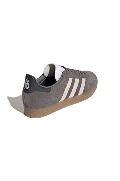 adidas Gazelle - lehký a stylový outfit