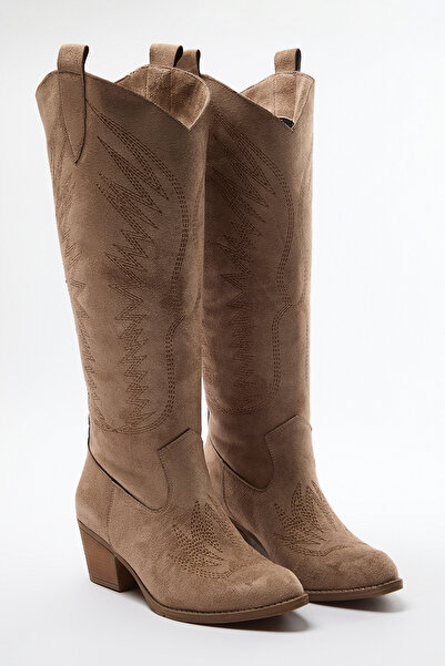 TRENDYOL SHOES Cizme de cowboy pentru femei din piele intoarsa cu tocuri bloc brodate din nurca TAKAW25CZ00016