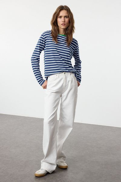 Trendyol Collection Barevné tričko Saks-Ecru Striped Basic - Twoaw23Ts00026
