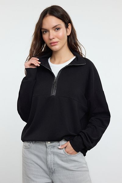 Trendyol Collection Гъвкав плетен черен голям суитшърт - яка с цип Twoaw25Sw00202