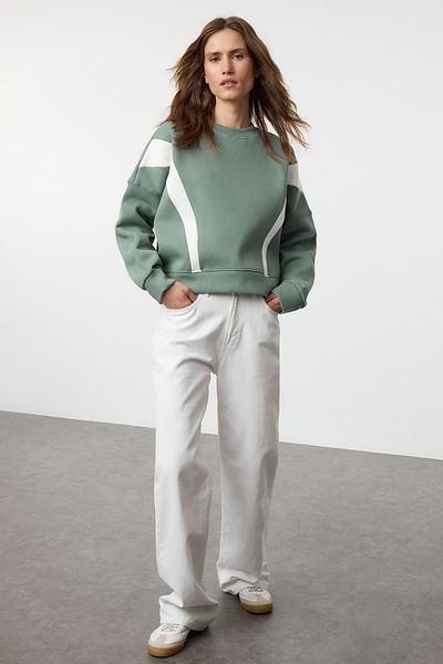Trendyol Collection Πλεκτό φούτερ με λαιμόκοψη Mint Color Blocked - κανονική εφαρμογή Twoaw25sw00042