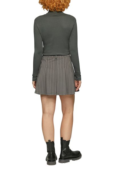 QS by s.Oliver Ležérní elastický slim fit outfit s želvím krkem