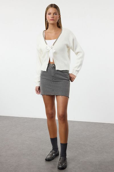 Trendyol Collection Měkký pletený svetr – Ecru, Detail stuhy, Twoaw25Hi00180
