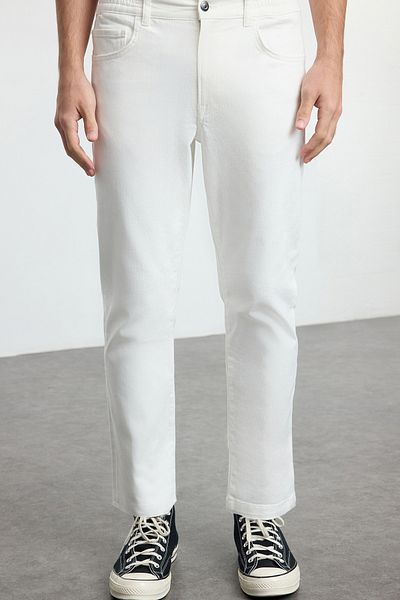Trendyol Collection Bílé tkané kalhoty Gabardine Regular Fit Tmnaw25Pl00022