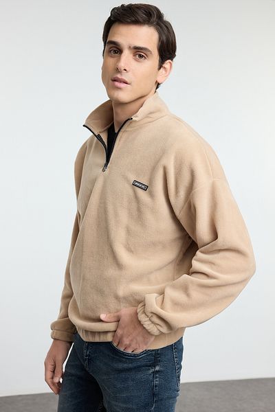 Trendyol Collection Beige Labeled Thick Fleece Sweatshirt - Stand Collar, Zippered, Wide Fit TMNAW24SW00246