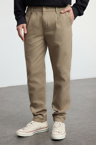 Trendyol Collection Παντελόνι Chino από 100% βαμβάκι Mink - Λεπτομέρεια μπαταρίας και ελαστική μέση TMNAW25PL00010