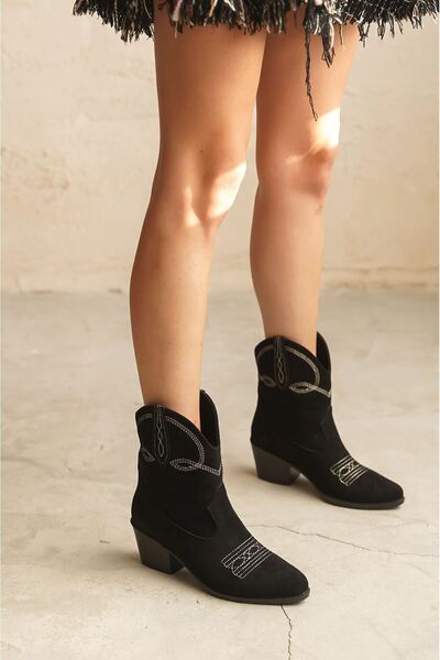 MODAADAM Жіночі ковбойські чоботи з вишивкою Dallas - чорні замшеві