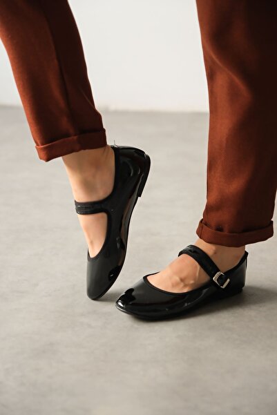 MODAADAM Women's Vavin Ballerina Shoes - black-patent leather