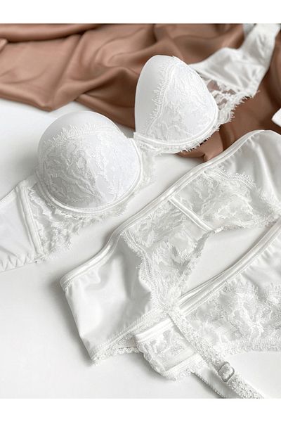 Gece İncisi Semi Supported Ecru Garter Set