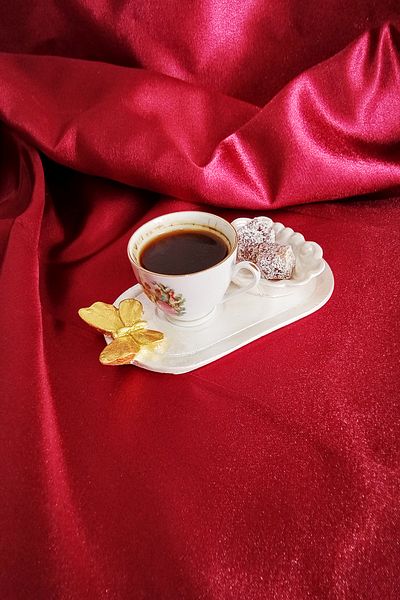 Uğur Böceği Ticaret Butterfly Coffee Presentation Bowl and Oyster Turkish Delight Bowl