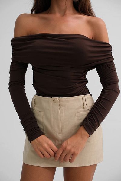 vuvutasarım New Season Shoulder Low Cut Λεπτομερής στράπλες γυναικεία μπλούζα 24W15004