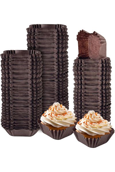 EFE PASTACILIK Brown Square Mini Chocolate and Cake Paper - 900 Capsules