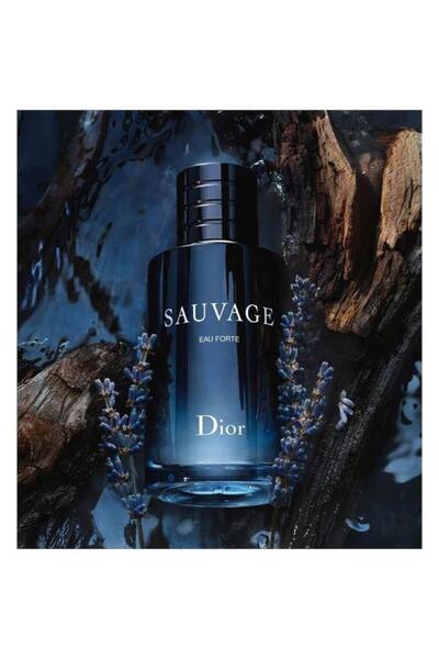 Dior SAUVAGE EAU FORTE PARFUM 100ML