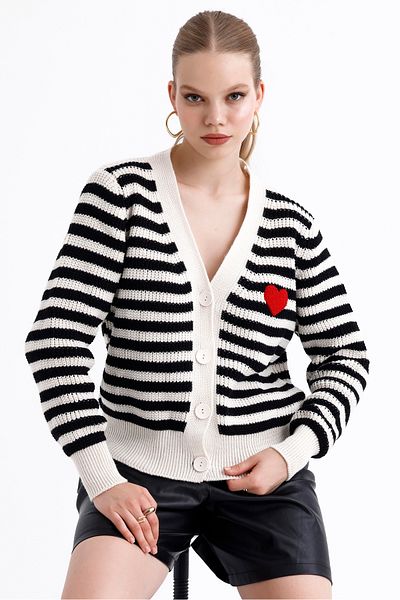 MD trend Women's Heart Patterned Striped Buttoned Knitwear Cardigan