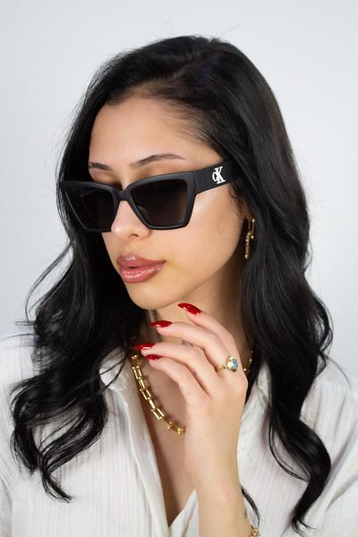 Calvin Klein جينز Ckj23624s 002 نظارة شمسية نسائية