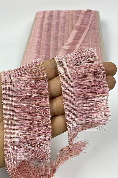 Limelia Light Powder Strip with Flat Fringe and Thread Tassel Detail