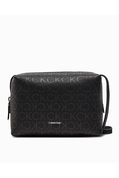 Calvin Klein Must Mini Monogram Crossbody táska