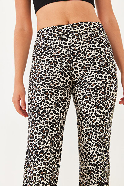 Bianco Lucci Kadın Leopar Desenli Süet Pantolon 10016 60251857