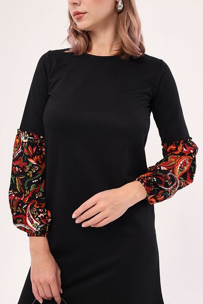 armonika Dámské barevné balónové šaty s černými rukávy ARM-19K001215