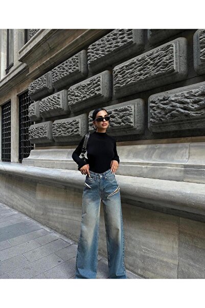 More Jeans with Zipper